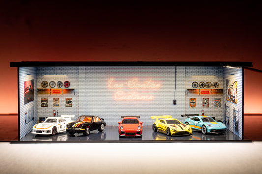 Los Santos Customs – 1:64 Scale Acrylic Diorama (30x14x10 cm)