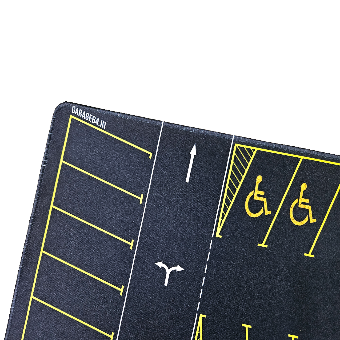 1:64 Scale Parking Lot Rubber Mat – 15 Slot Highway Design (60x30cm)