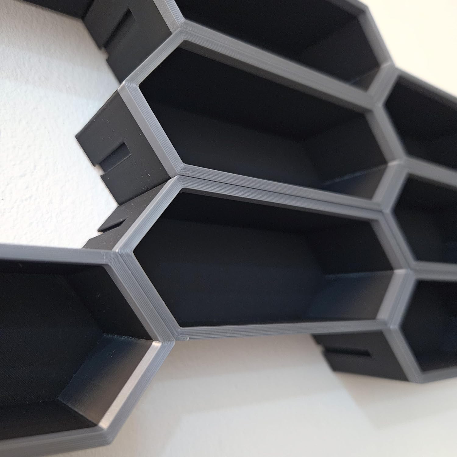 Modular Hot Wheels Wall Display Shelf | Hexagon Wall Shelf for 1/64 Diecast Cars | Matte Black Tool Free | Expandable Honeycomb Storage for Hotwheels, Matchbox & 1:64 Diecast Cars 1PC