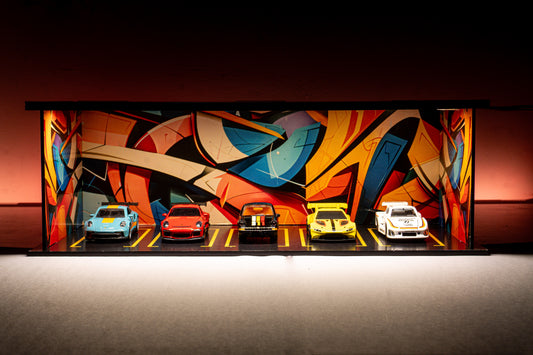 Graffiti Garage 1:64 Acrylic Display Diorama with LED (30x14x10 cm)