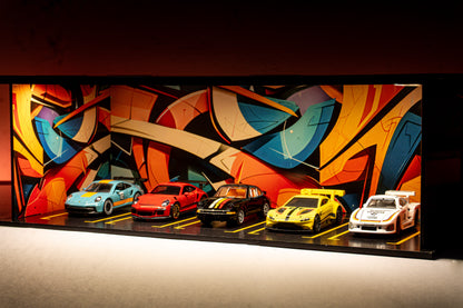 Graffiti Garage 1:64 Acrylic Display Diorama with LED (30x14x10 cm)
